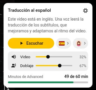 Panel de Audio Translator con el botón Escuchar, el idioma, la voz y los controles de volumen Video y Doblaje